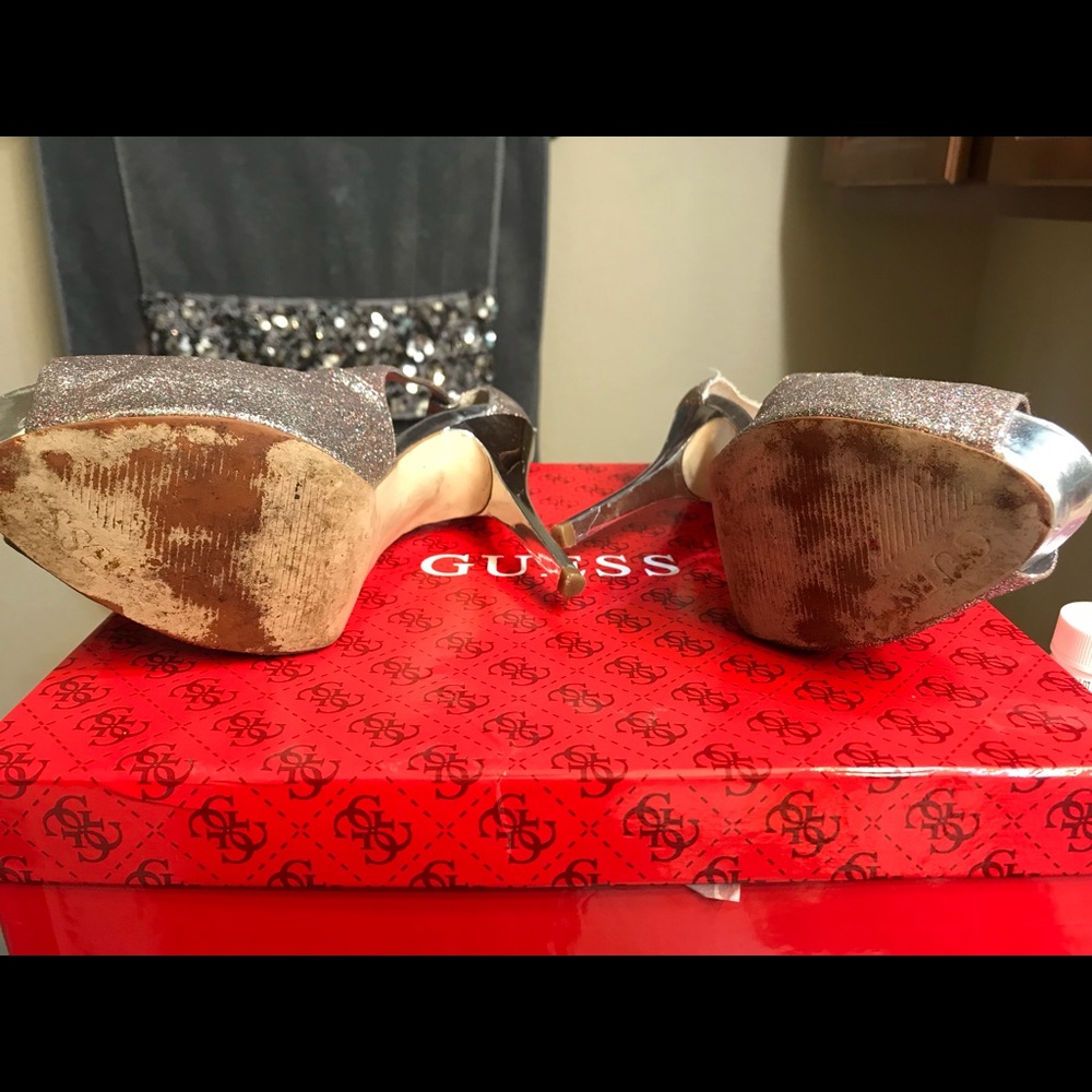 Guess Silver Pumps - Picture 3 of 6